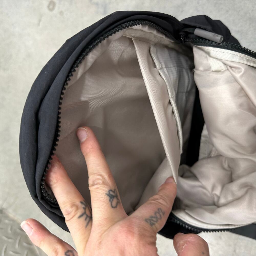The North Face Never Stop Daypack Backpack in Black - Picture 11 of 11